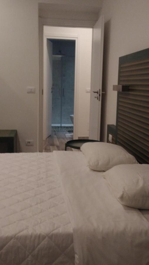 Suite White Turin Luaran gambar